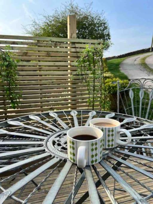 Luxurious 2 Bedroom Holiday Cottage Embsay 外观 照片